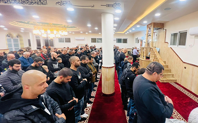 أمسية إيمانية حاشدة بمسجد العجمي في مدينة يافا